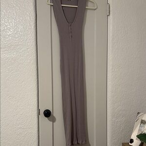 Zara Sleeveless Ribbed Midi Dress